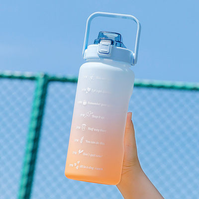 Προσαρμοσμένο λογότυπο Αποδεκτό 64 oz μπουκάλι νερού Αφαίρετο άχυρο για γυμναστική και αθλητισμό